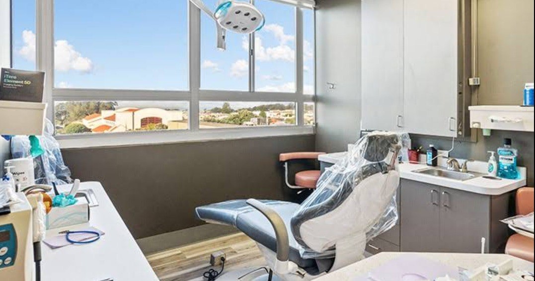 A treatment room at Vilderman Cosmetic and Family Dentistry